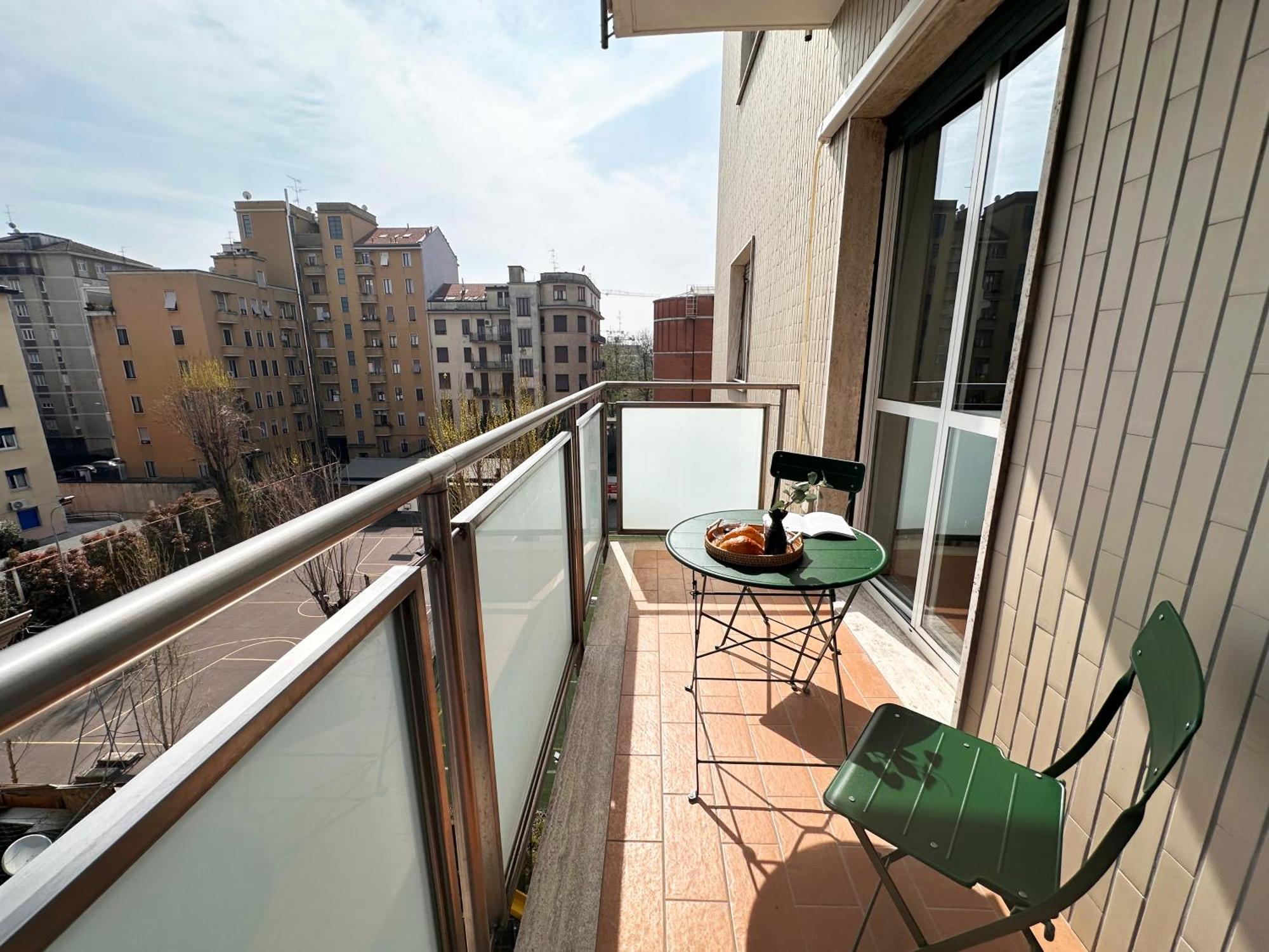 Ihost - Bergamo 12 Milaan