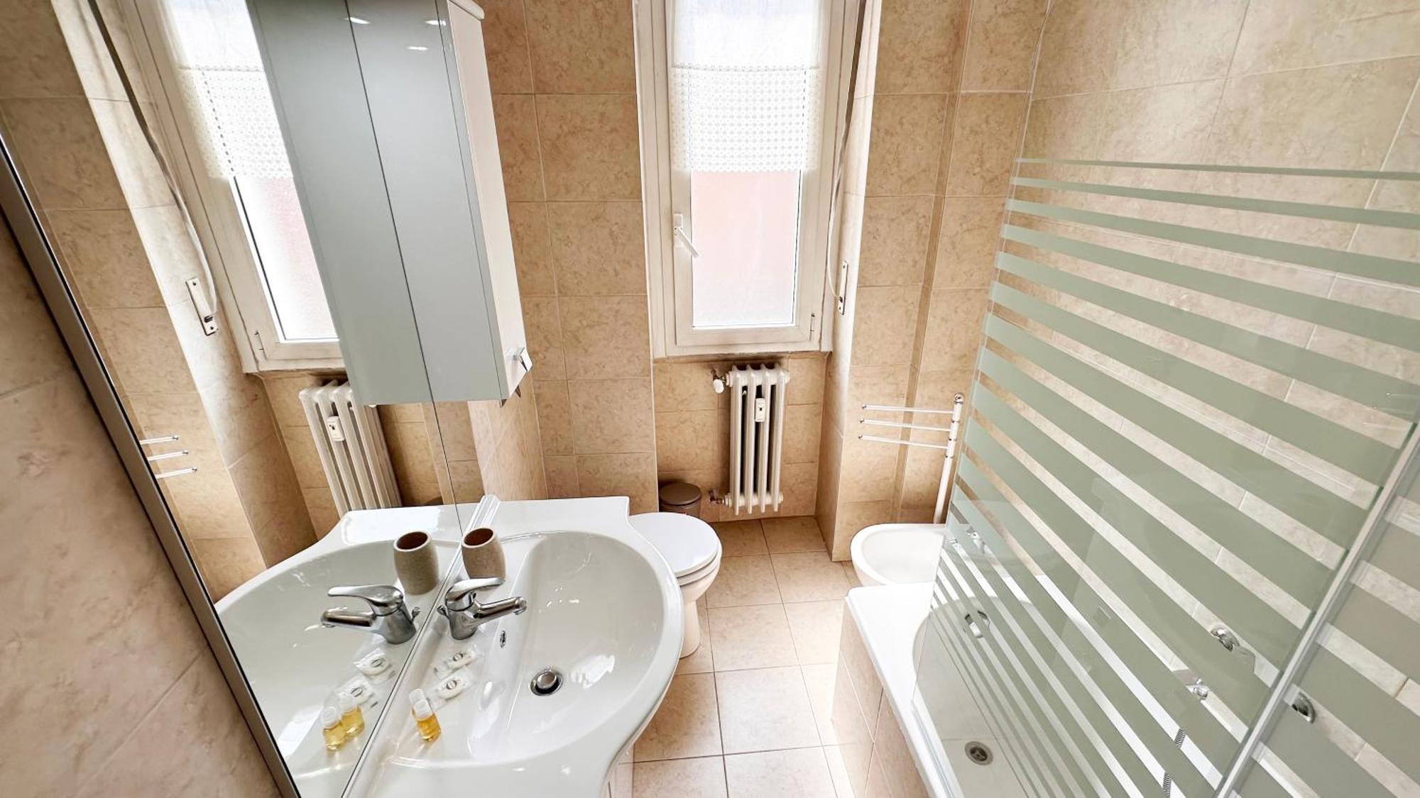 Appartement Ihost - Bergamo 12 *